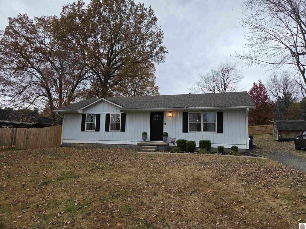 5941 Greenvale Lane, Paducah, KY 42003