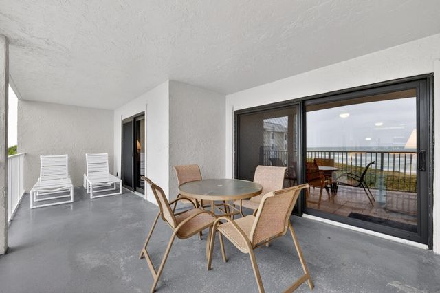 429 NE Tradewind 303, Hutchinson Island, FL 34996