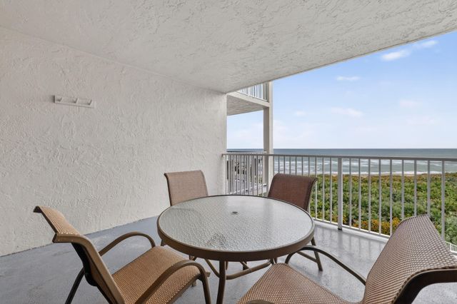 429 NE Tradewind 303, Hutchinson Island, FL 34996