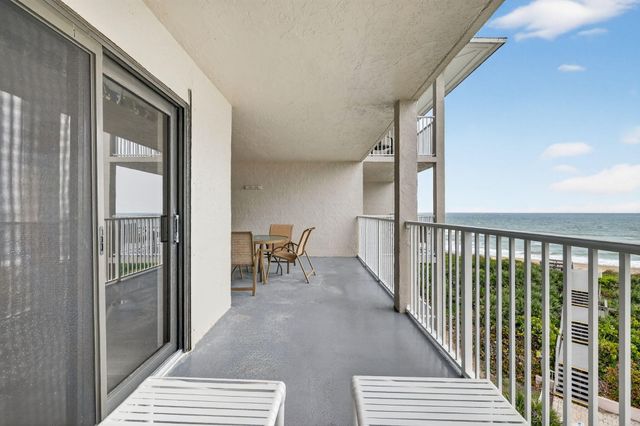429 NE Tradewind 303, Hutchinson Island, FL 34996