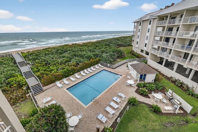 429 NE Tradewind 303, Hutchinson Island, FL 34996