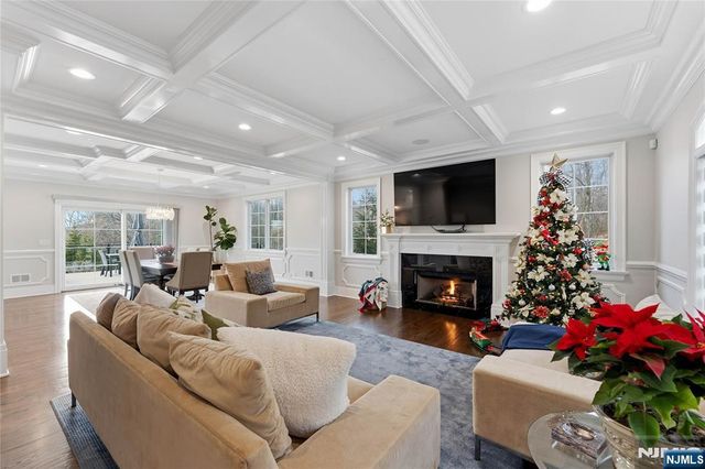 281 Beaufort Avenue, Livingston, NJ 07039