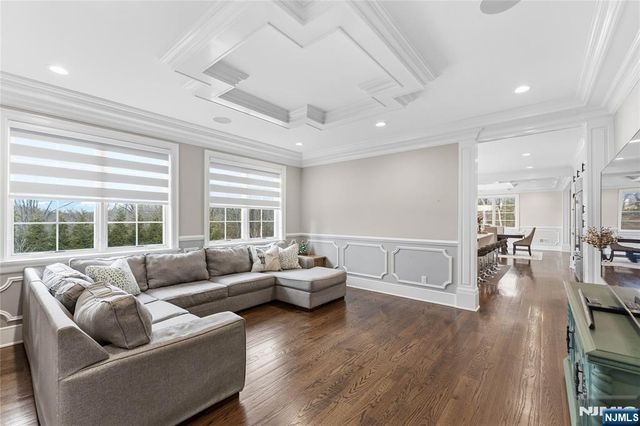 281 Beaufort Avenue, Livingston, NJ 07039