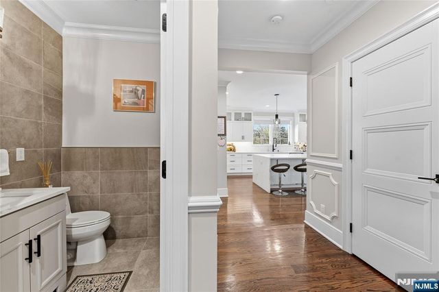 281 Beaufort Avenue, Livingston, NJ 07039