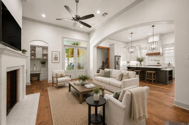 2222 Deaux Parc Dr, Baton Rouge, LA 70808