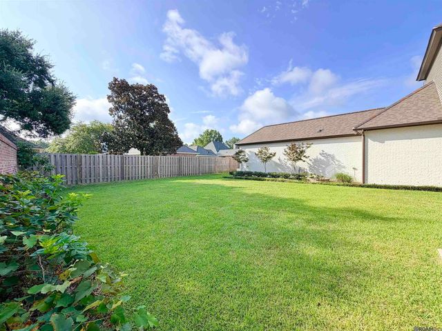 2222 Deaux Parc Dr, Baton Rouge, LA 70808