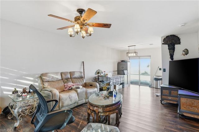 4480 20th ST NE, Naples, FL 34120