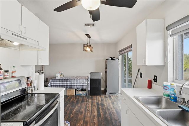 4480 20th ST NE, Naples, FL 34120