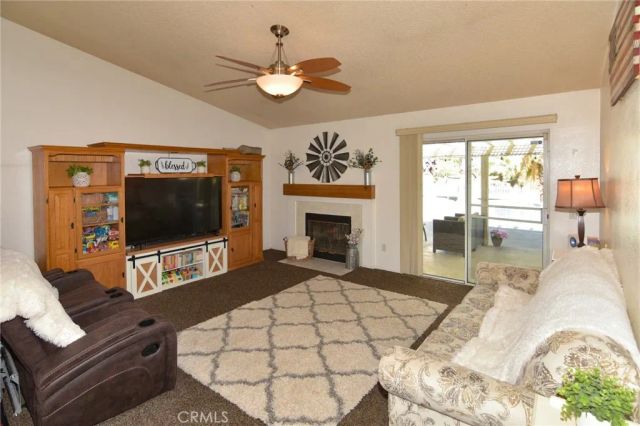 15094 Farmington Street, Hesperia, CA 92345