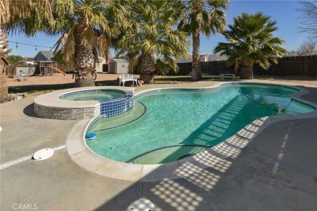 15094 Farmington Street, Hesperia, CA 92345