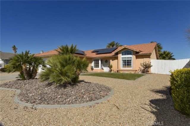 15094 Farmington Street, Hesperia, CA 92345