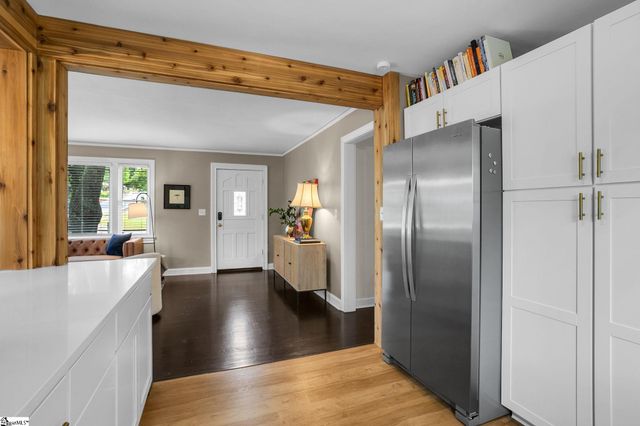 27 Bradley Boulevard, Greenville, SC 29609