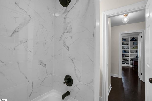 27 Bradley Boulevard, Greenville, SC 29609