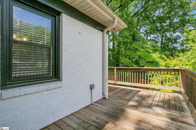 27 Bradley Boulevard, Greenville, SC 29609