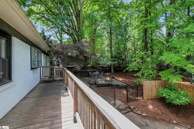 27 Bradley Boulevard, Greenville, SC 29609