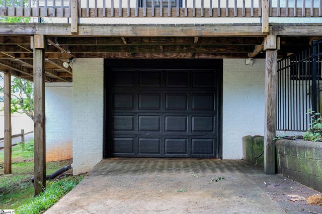 27 Bradley Boulevard, Greenville, SC 29609
