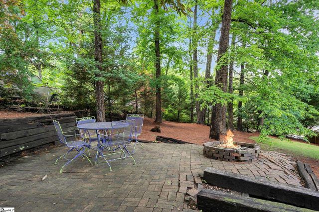 27 Bradley Boulevard, Greenville, SC 29609