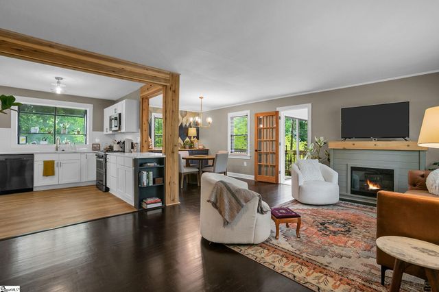 27 Bradley Boulevard, Greenville, SC 29609