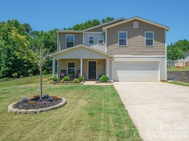 150 Four Andrews Drive, Harmony, NC 28634