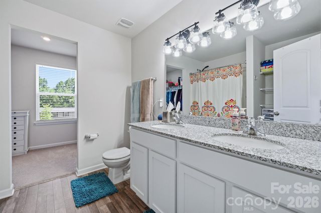 150 Four Andrews Drive, Harmony, NC 28634