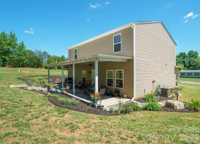 150 Four Andrews Drive, Harmony, NC 28634