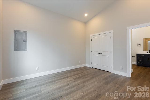 153 Hackleburg Lane, Hendersonville, NC 28792