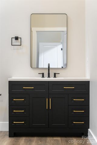 153 Hackleburg Lane, Hendersonville, NC 28792