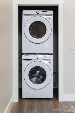 153 Hackleburg Lane, Hendersonville, NC 28792