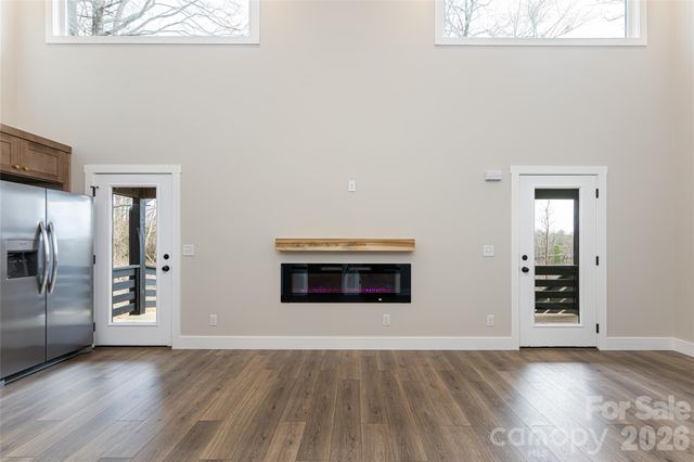 153 Hackleburg Lane, Hendersonville, NC 28792