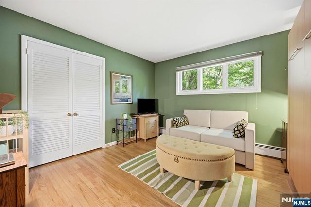 23 Cressfield Court, Woodcliff Lake, NJ 07677