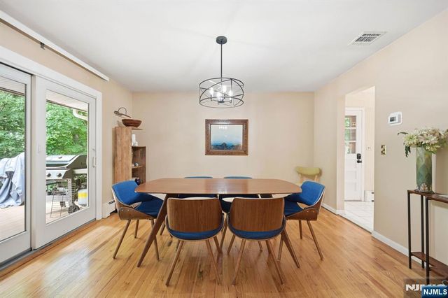 23 Cressfield Court, Woodcliff Lake, NJ 07677