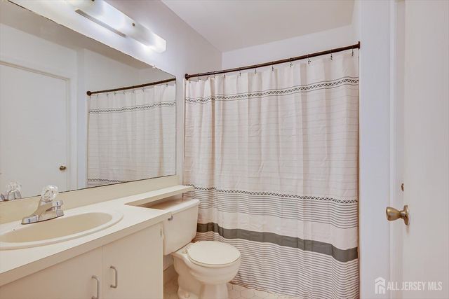 294 Hatfield Lane, East Brunswick, NJ 08816