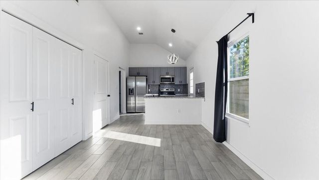 1428 Road 5607, Cleveland, TX 77327