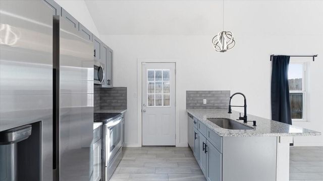 1428 Road 5607, Cleveland, TX 77327