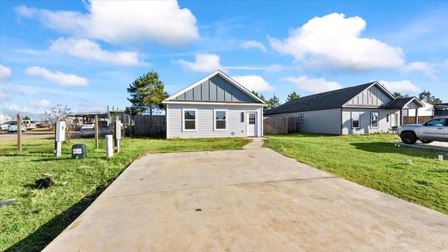 1428 Road 5607, Cleveland, TX 77327
