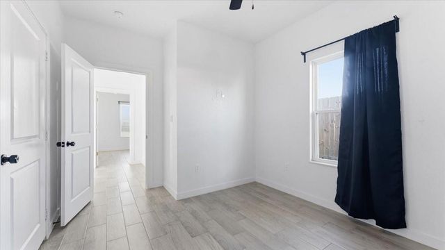 1428 Road 5607, Cleveland, TX 77327