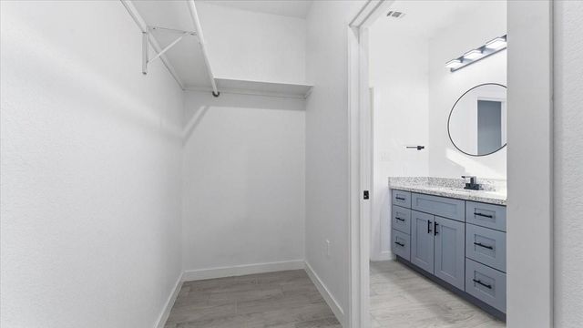 1428 Road 5607, Cleveland, TX 77327