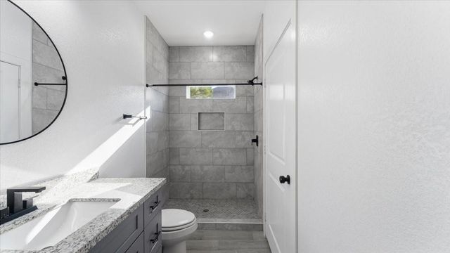 1428 Road 5607, Cleveland, TX 77327