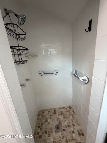 195 Bay Avenue, Highlands, NJ 07732