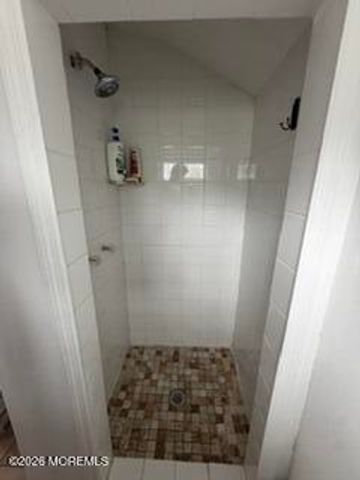 195 Bay Avenue, Highlands, NJ 07732