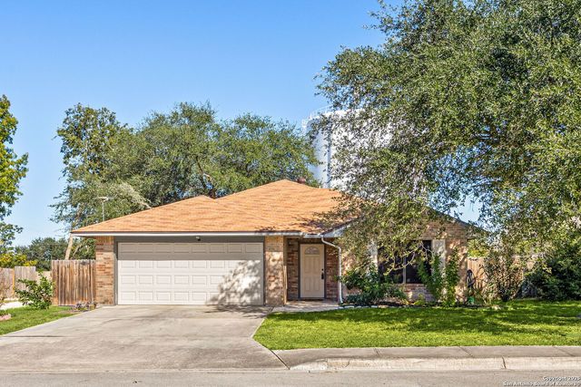 2039 Cornerstone Dr, New Braunfels, TX 78130
