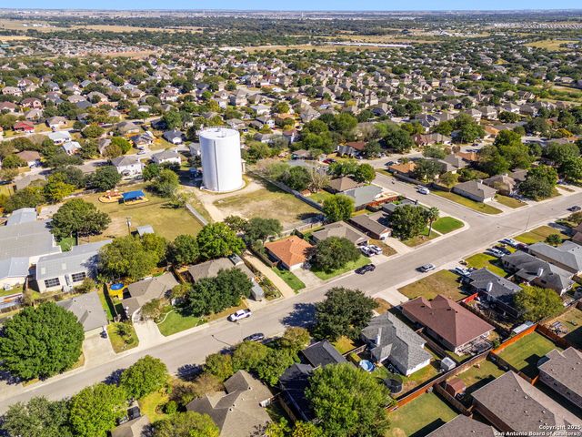2039 Cornerstone Dr, New Braunfels, TX 78130