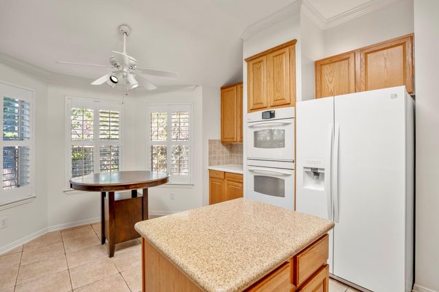 15 Heron Hollow Court, Spring, TX 77382