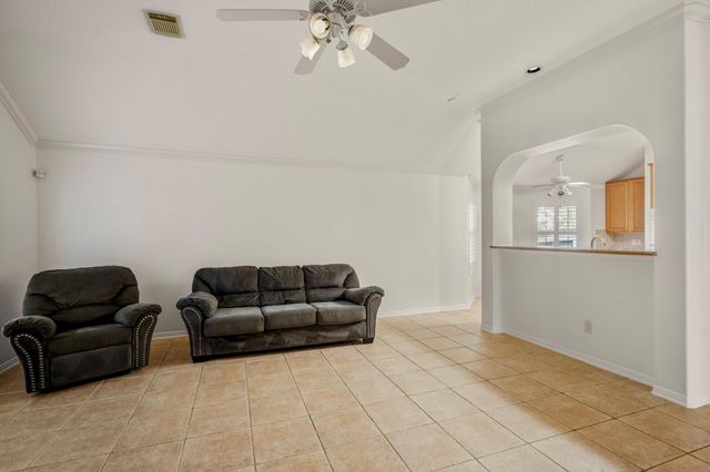 15 Heron Hollow Court, Spring, TX 77382