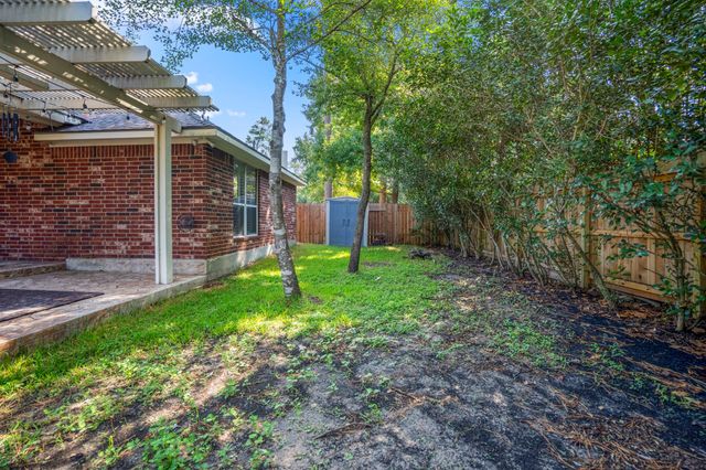 15 Heron Hollow Court, Spring, TX 77382