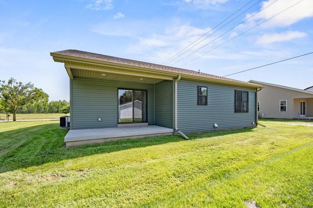 520 Village Lane, Ripon, WI 54971