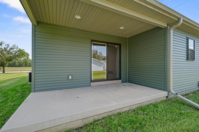 520 Village Lane, Ripon, WI 54971
