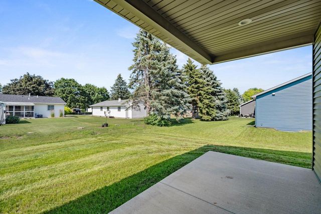 520 Village Lane, Ripon, WI 54971