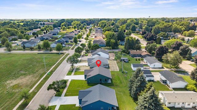 520 Village Lane, Ripon, WI 54971