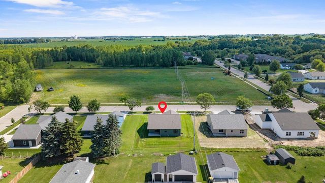 520 Village Lane, Ripon, WI 54971